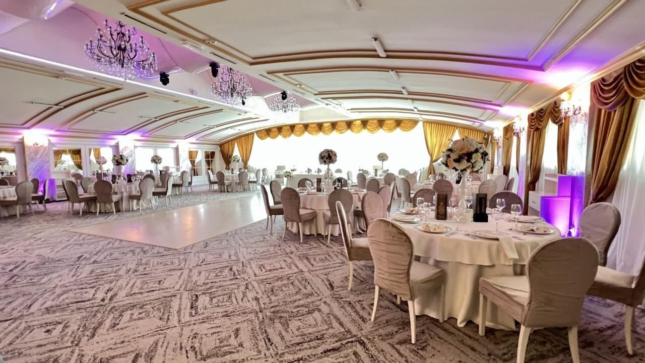 Zocalo Ballroom – Locatie cocheta pentru botezuri in Bucuresti